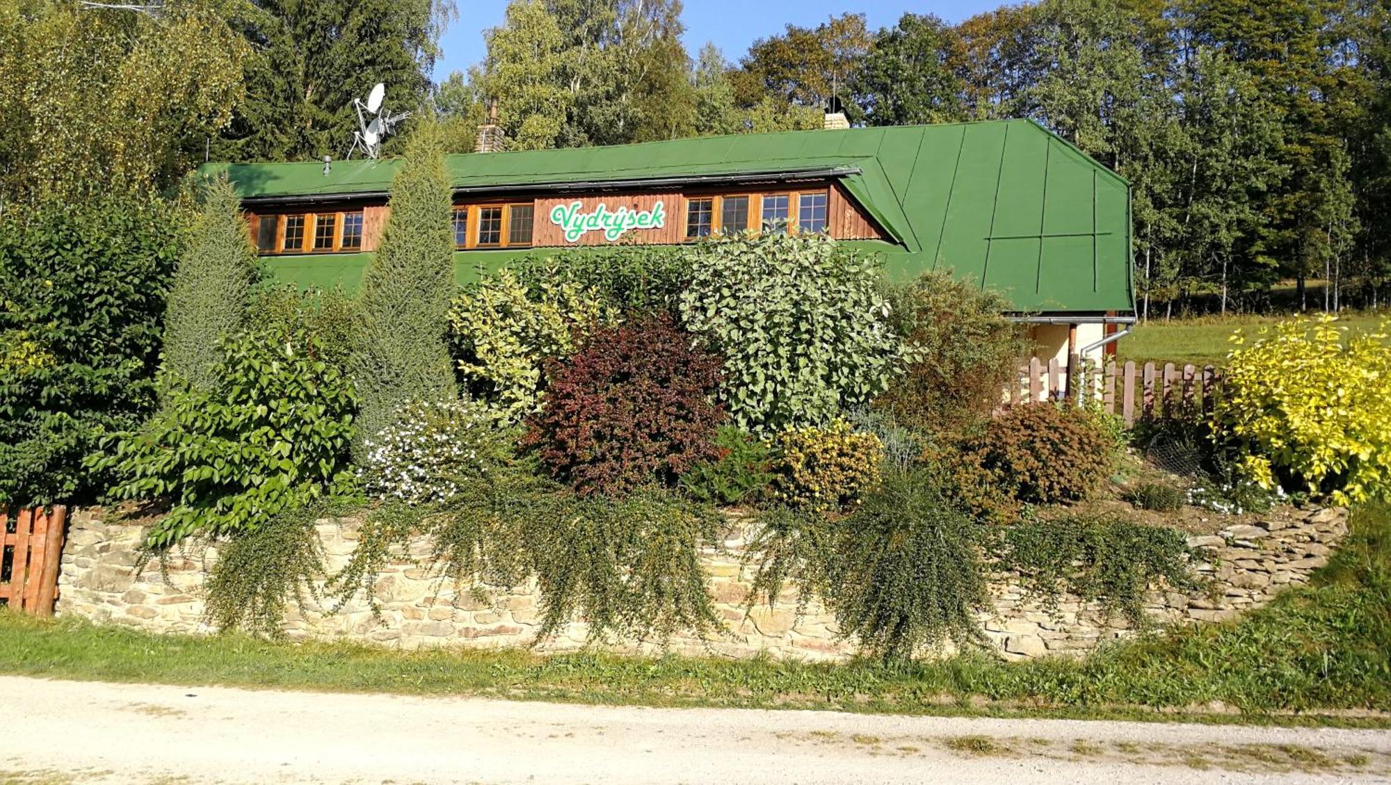 Apartmany Vydrysek Srní Exterior photo