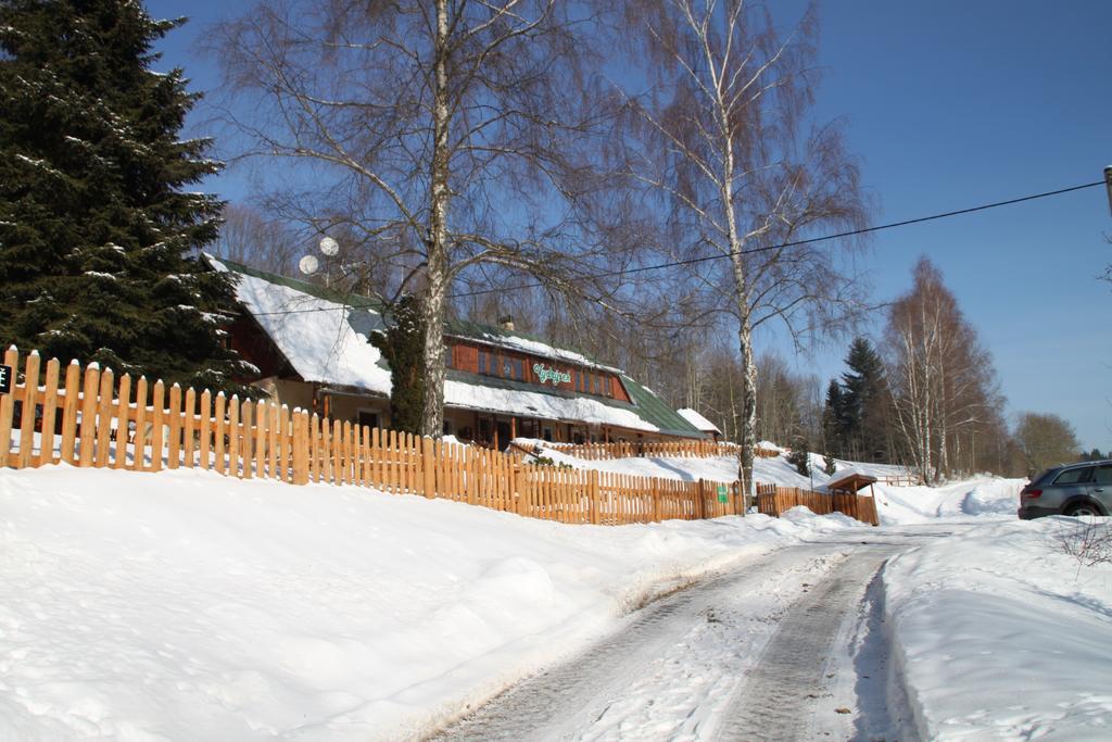Apartmany Vydrysek Srní Exterior photo